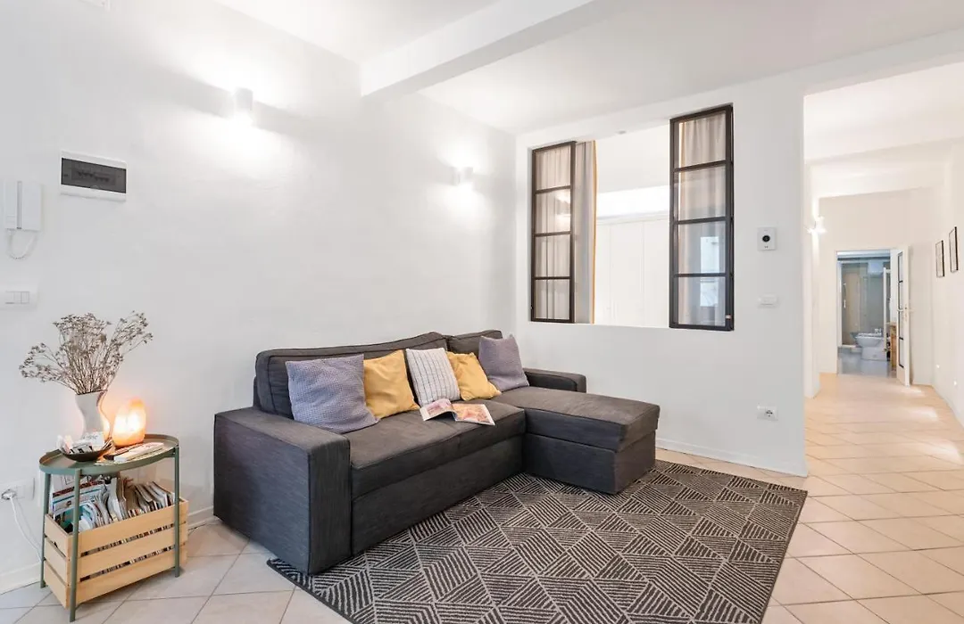 Mercato Centrale Modern Flat-1